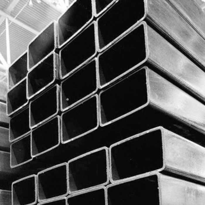 Труба профильная прямоугольная 80х40х4 мм 6 м